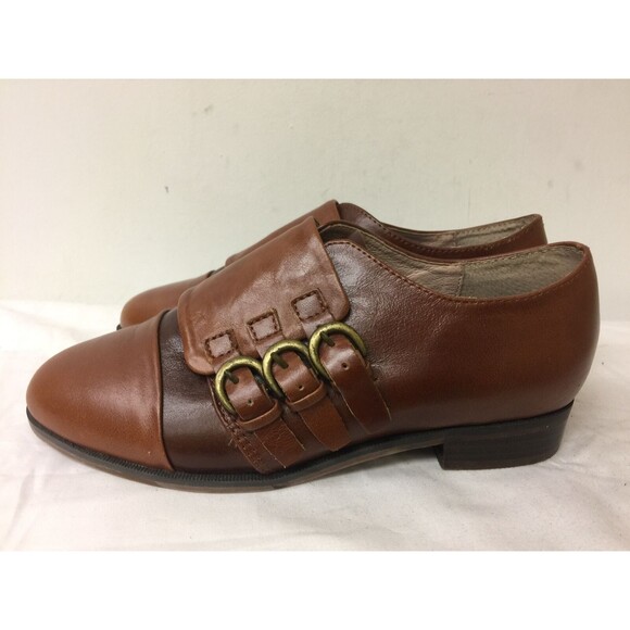 JEFFREY CAMPBELL WOMEN BROWN LOW HEEL LEATHER SHOES  WITH BUCKLE DETAILS SIZE 6M - Picture 1 of 9